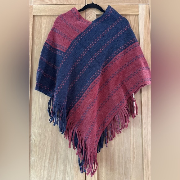 Elegant Blue and Red Women's Poncho Wrap - Picture 4 of 4